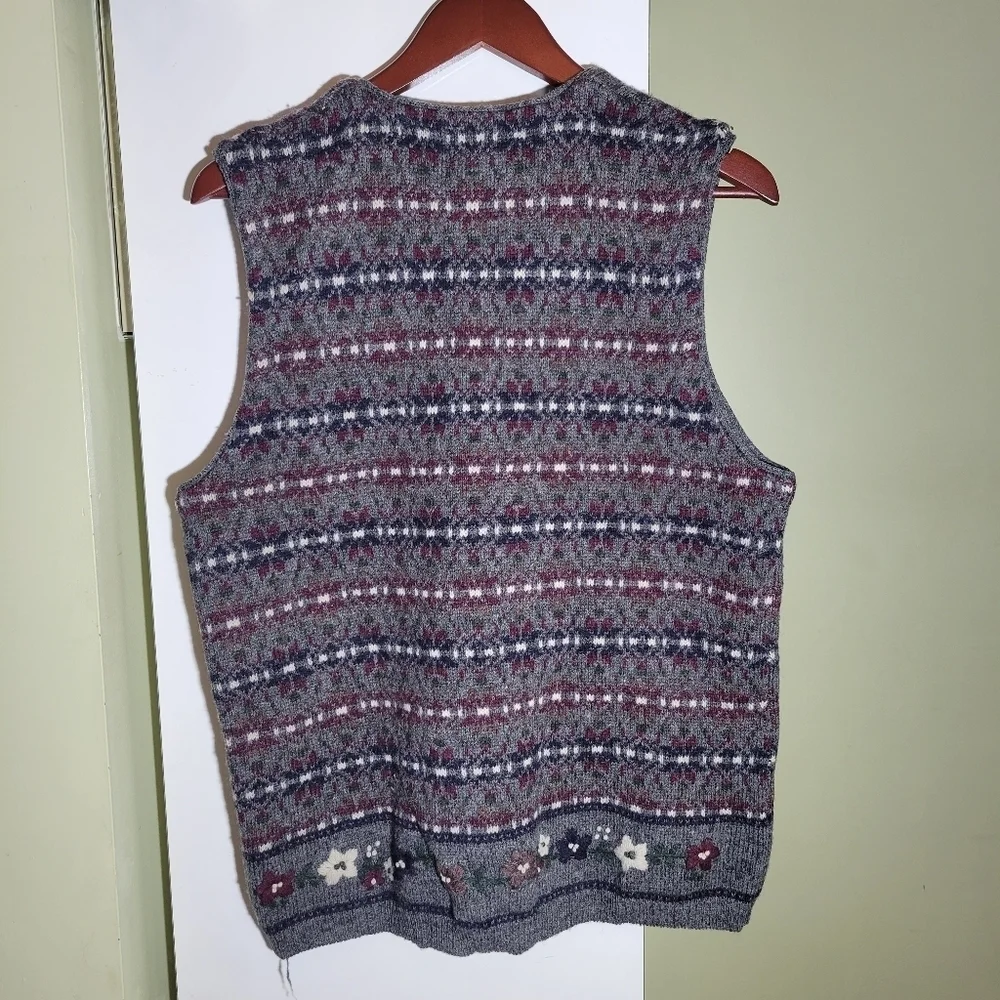 ❤️ 3 for $35 Simons wool multicolor floral grandpa cottagecore vest Cardigan med - Picture 4 of 7